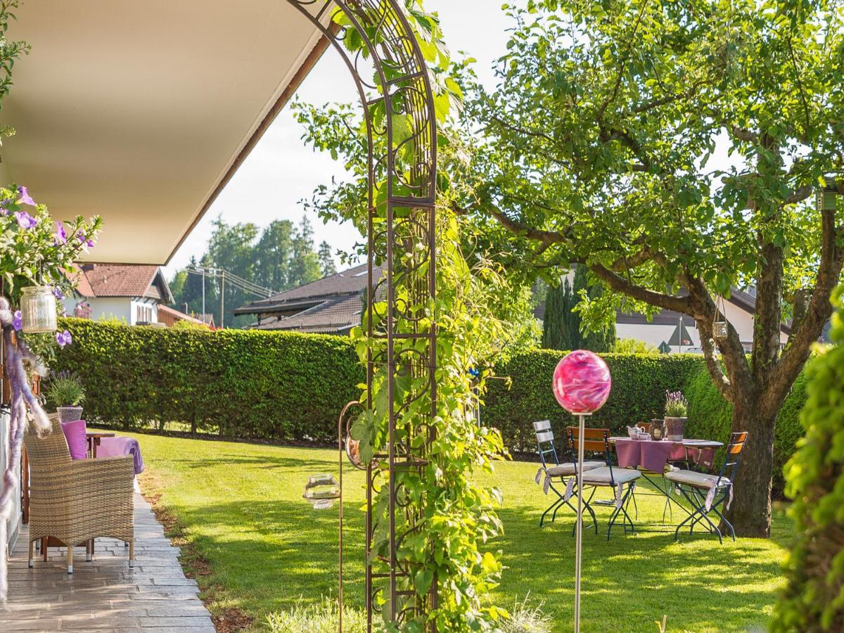 Strohmayer Appartements Bad Endorf Bagian luar foto